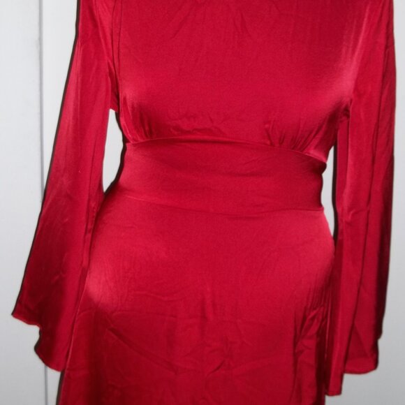 Flared Sleeve Solid Color Cross Waist Tie Back Dress - Picture 3 of 5